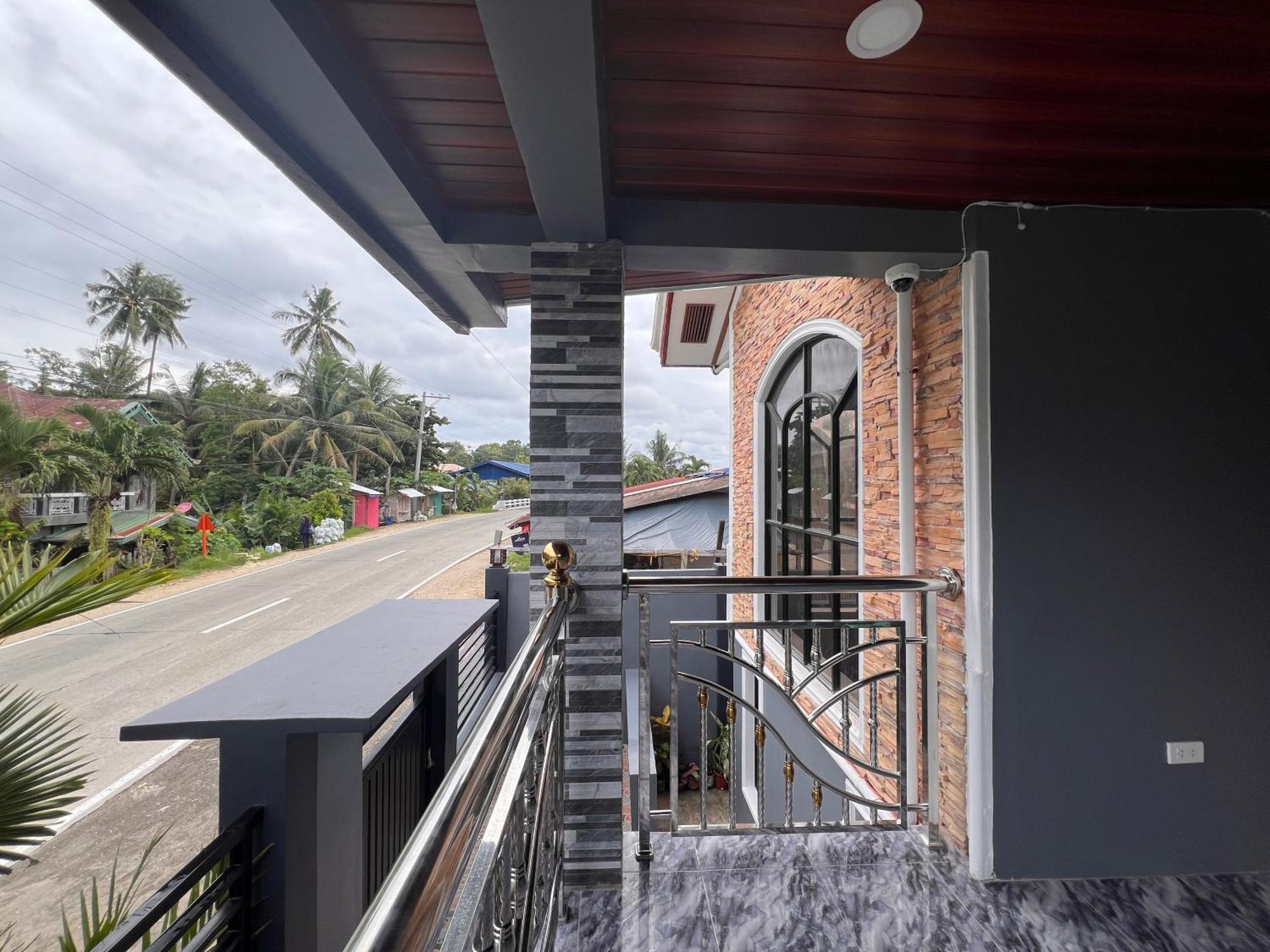 Lovely Bedroom In Lila, Bohol With Wifi, Ac And Ref Buitenkant foto