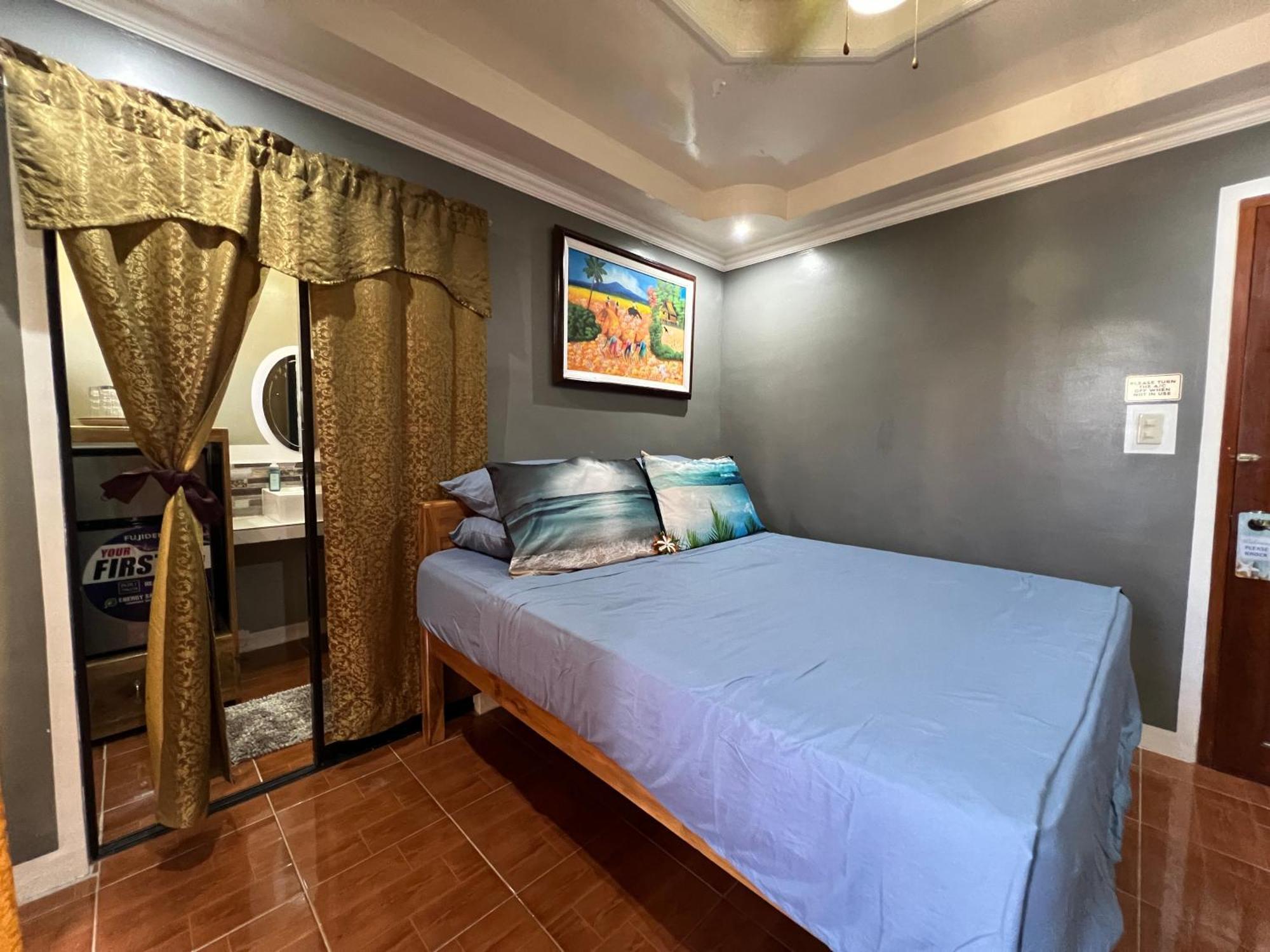 Lovely Bedroom In Lila, Bohol With Wifi, Ac And Ref Buitenkant foto